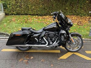 HARLEY DAVIDSON STREET GLIDE CVO