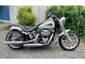 HARLEY DAVIDSON FLSTCI HERITAGE SOFTAIL CLASSIC