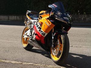 HONDA CBR 600RR