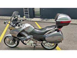 HONDA DEAUVILLE NT 700