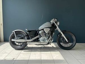 HONDA SHADOW VT 600 / BOBBER