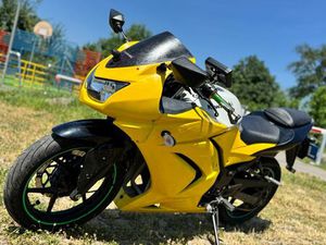 KAWASAKI NINJA 250R (COULEUR REFAITE)