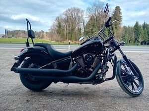 KAWASAKI VN 900 CUSTOM