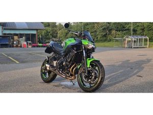 KAWASAKI Z650