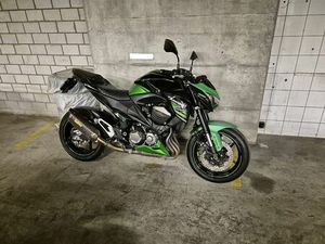 KAWASAKI Z800