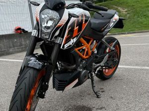 KTM 390 DUKE