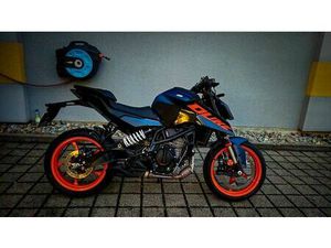 KTM DUKE 125 2024
