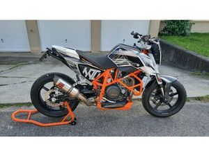 KTM DUKE 690