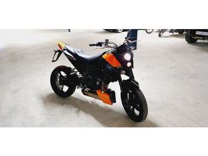 SCHÖNE KTM 690 DUKE 3 48KW ODER 25 KW AB SERVICE