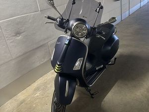 VESPA GTS SUPERTECH 300 GARANTIE BIS 2028!