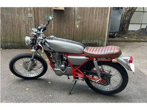 SKYTEAM ACE 125 COFFEE RACER