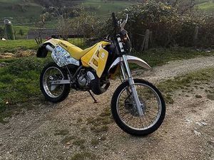 SUZUKI TS 125