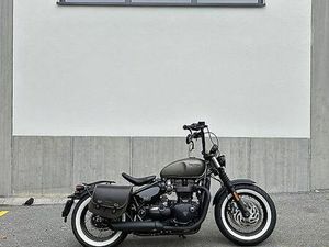 TRIUMPH BONNEVILLE BOBBER BLACK 1200 ABS