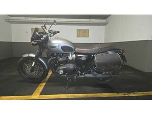 TRIUMPH BONNEVILLE T120 BLACK