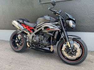 TRIUMPH SPEED TRIPLE RS
