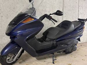 SCOOTER YAMAHA MAJESTY 400, IDÉAL POUR LA SAISON !