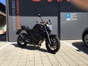 YAMAHA XJ6 - VIERZYLINDER 600 CCM