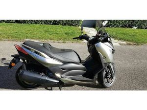 YAMAHA XMAX 300 GRIS 2018