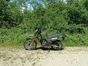 YAMAHA XT 600 E