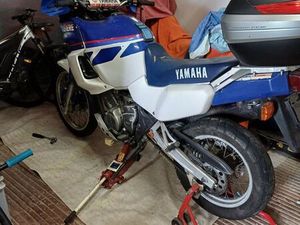 YAMAHA XTZ SUPER TENERE 750 VETERAN