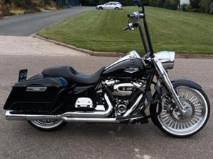 HARLEY DAVIDSON 2017 M8 MEXICAN STYLE 107 FLHR ROAD KING — MOTOREN | HARLEY-DAVIDSON — MARKTPLAATS