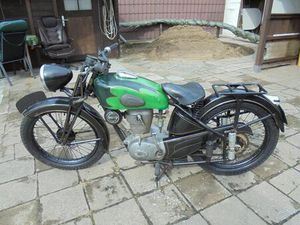 VERKAUFE EINE MOTOBECANE 125 - Z46C BJ 1947
