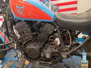 GESPANN KAWASAKI VN 750