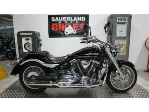 YAMAHA XV 1900 MIDNIGHTSTAR