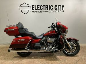 2018 HARLEY-DAVIDSON® FLHTK ULTRA LIMITED WICKED RED/TWISTED CHERRY