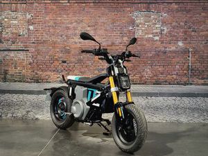 BMW CE-02 – 2025 – 92 KM – CE-02 – CE02 – 11KW – ELIGIBLE A2 ET B AVEC FORMATION 7 HEURES