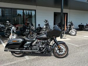 HARLEY-DAVIDSON ROAD GLIDE ST