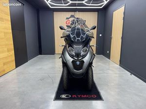 SCOOTER 3 ROUES PIAGGIO MP3 350