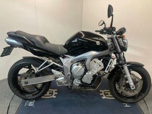 ② YAMAHA FZ 6 MY'07 RÉF. LS 3235