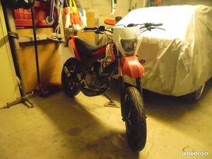 50 GILÉRA SMT SUPERMOTARD