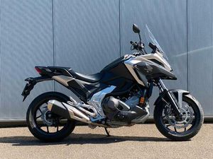 ② HONDA NC750 X DCT À PARTIR DE 2022 - 10400 KM/GARANTIE 2027