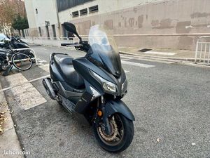 SCOOTER 125 CC AVEC CONTRÔLE TECHNIQUE