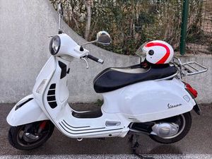VESPA 125 GTS IE