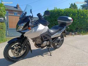 SUZUKI DL 650 V-STROM RIEN A PREVOIR CT OK