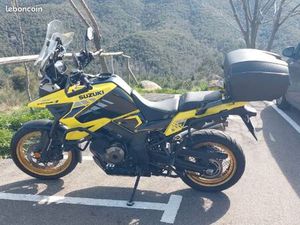 SUZUKI VSTROM 1050 XT ADVENTURE