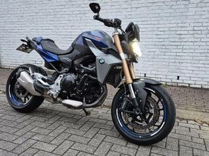 ② BMW F900R IN *NIEUWSTAAT*