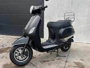 ② GTS TOSCANA DYNAMIC 2019 • 4 600 KM • CLASSE A • NOIR MAT