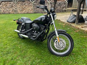 HARLEY-DAVIDSON DYNA