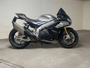 APRILIA RSV4 1100