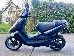 APRILIA SR50 / MFK+SERVICE NEU