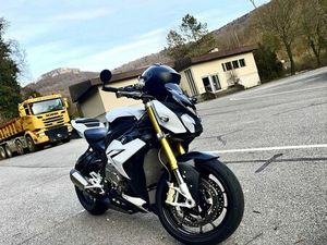 BMW S 1000 R, TOP ZUSTAND, AKRAPOVIC