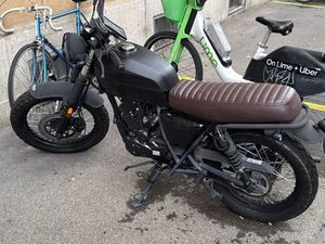 BRIXTON CROMWELL 125 - FAST WIE NEU