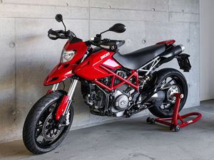 DUCATI HYPERMOTARD 796