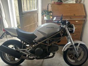 DUCATI MONSTER 600