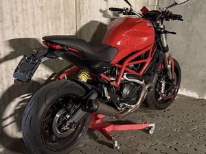 DUCATI MONSTER 797