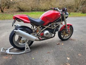 DUCATI MONSTER 900